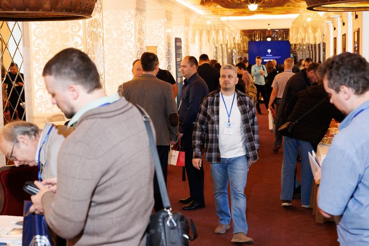 Фото с форума «Рубежи информационной безопасности»