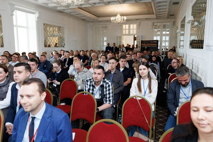 Фото с форума «Рубежи информационной безопасности»